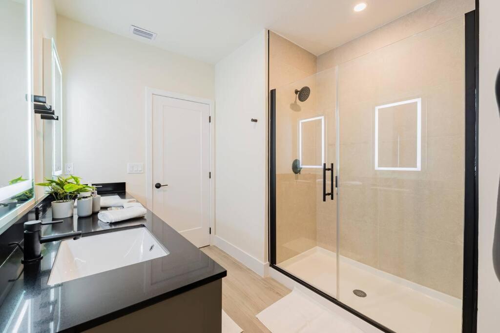 Villa **Brand New** Luxurious Decor Townhouse With Private Pool Hit17145 Orlando Exterior foto