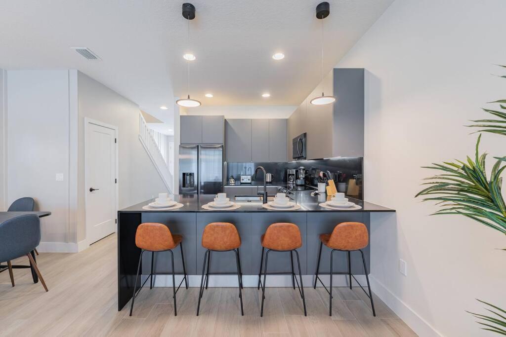 Villa **Brand New** Luxurious Decor Townhouse With Private Pool Hit17145 Orlando Exterior foto